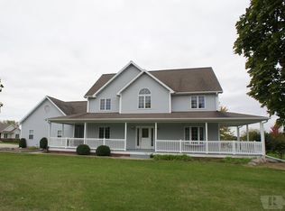 2303 Summit Dr, Webster City, IA 50595