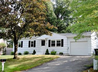 25 Sierra Vista Rd, Springfield, MA 01128