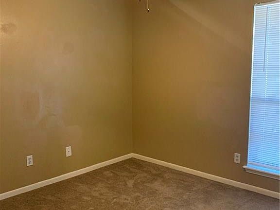 5th image of 3010 Shady Creek Ln