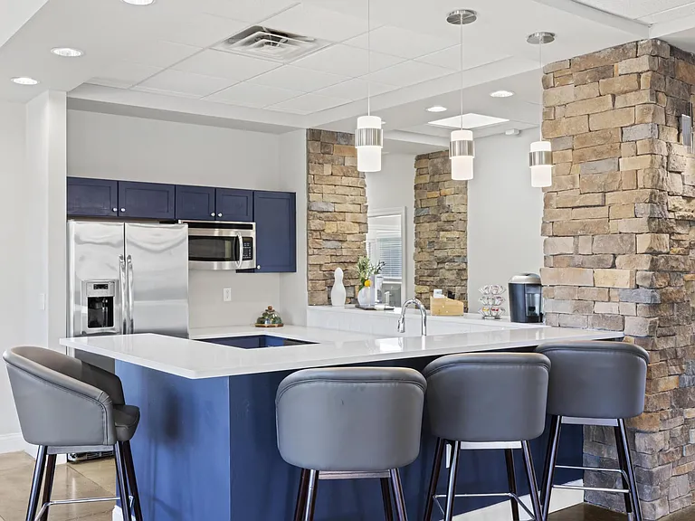The Fairways Apartment Homes — Photo 10