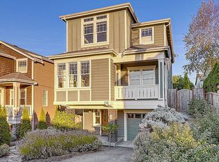 216 4th St S, Kirkland, WA 98033