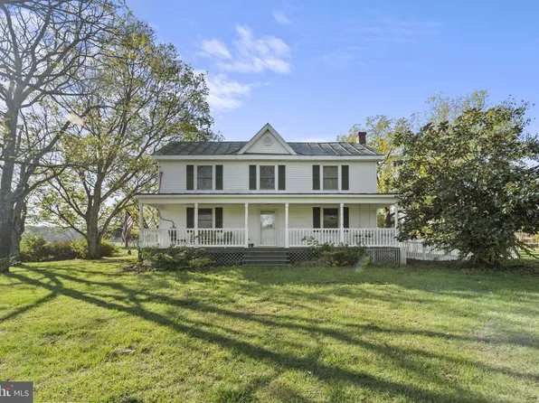 13400 Hershey Dr, Nokesville, VA 20181