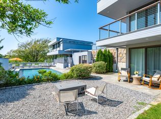 59 Sams Creek Rd, Bridgehampton, NY 11932