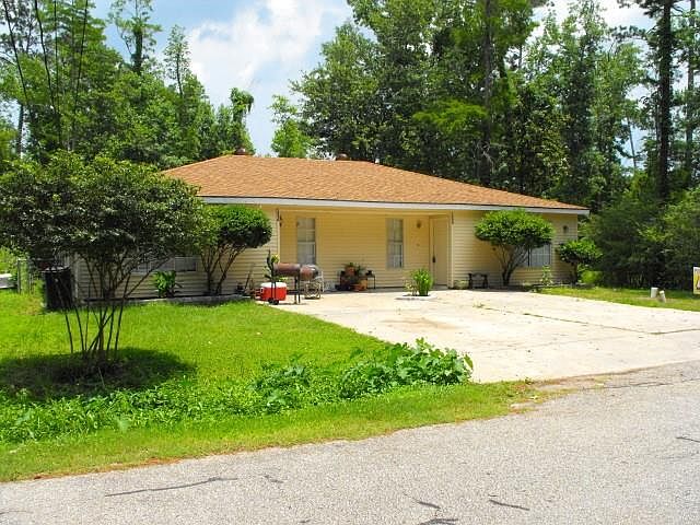 1st image of 1528-1530 Live Oak Dr