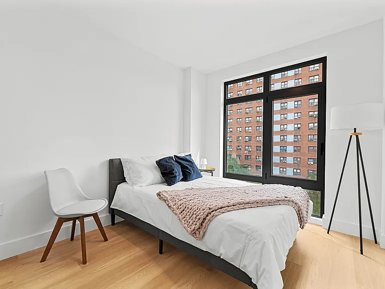 63 Pitt St #7B — Photo 2
