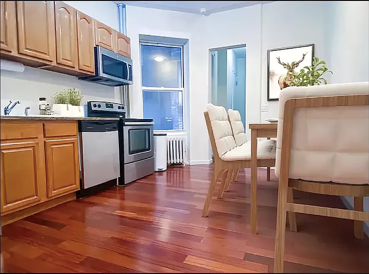 129 W 56th St #4B — Photo 2