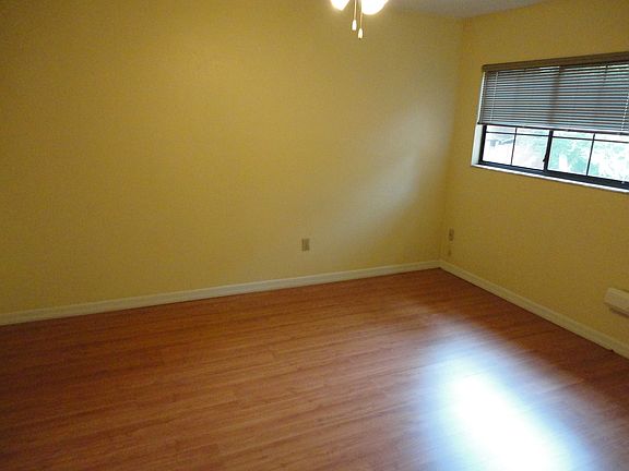 5th image of 5707 SW 10th Pl