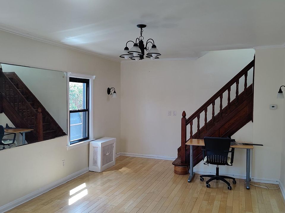 1st image of 48 213th St