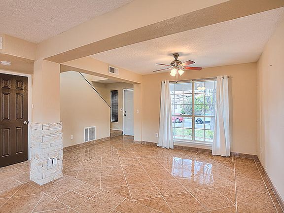4th image of 2301 Sunstone Dr NW