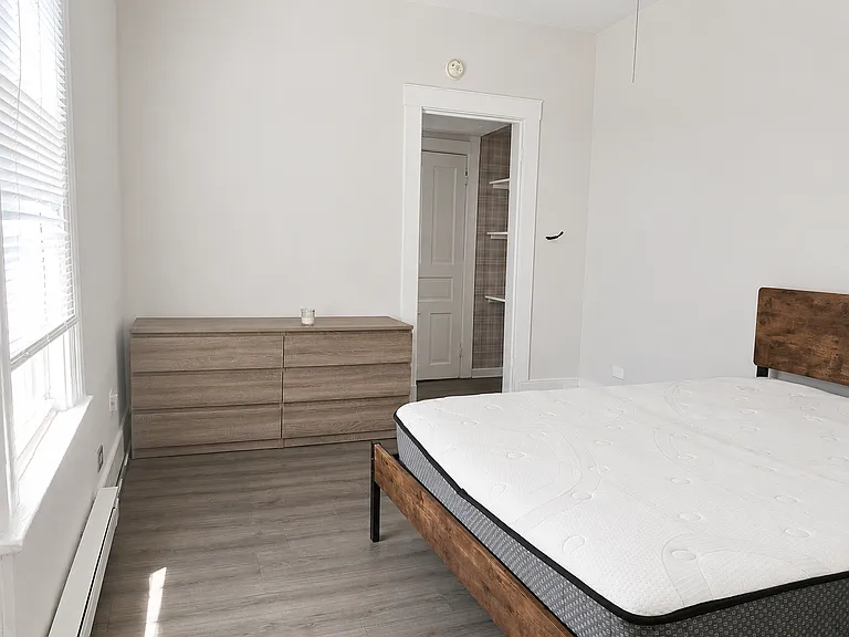 1476 S 6th St #7 — Photo 4