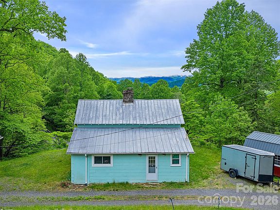 2nd image of 2380 Old Fort Rd