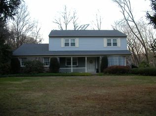 67 Brookwood Dr, Ivyland, PA 18974