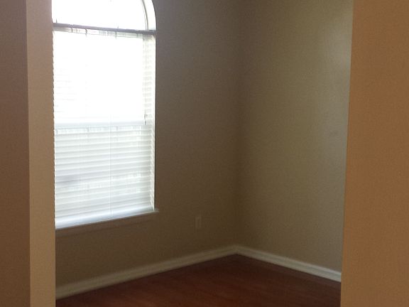 4th image of 2227 Basalt Dr E
