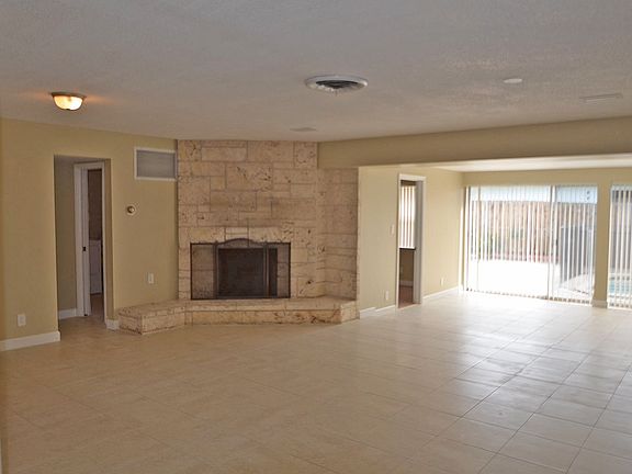 2nd image of 1670 SE 8th Ave