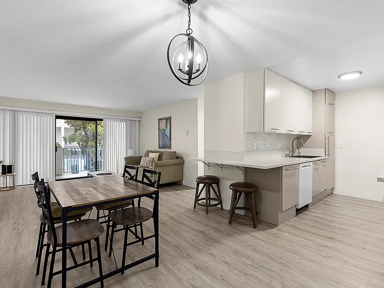 8338 Regents Rd #2O — Photo 8