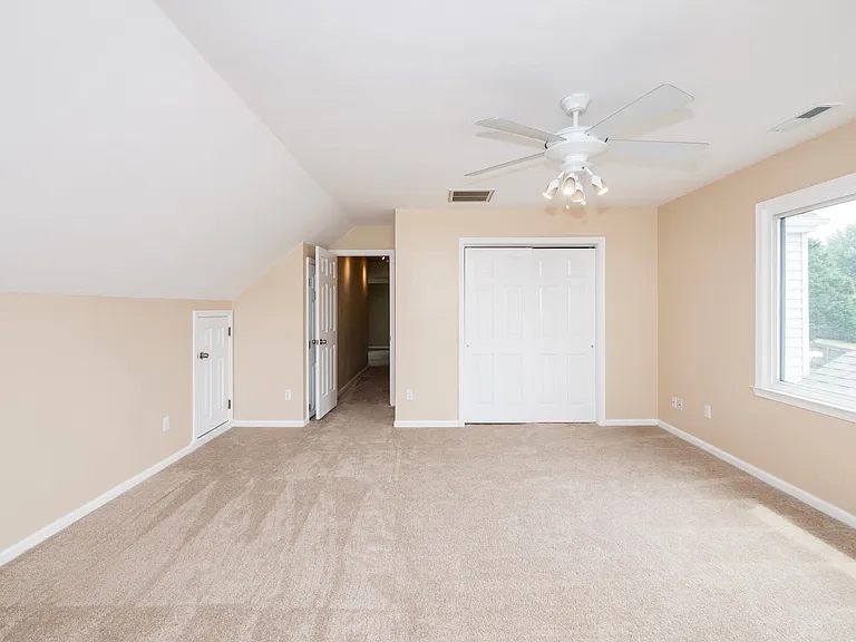 4501 Van Dyck Dr — Photo 25