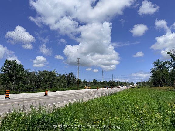 3rd image of 2687 Innisfil Beach Rd