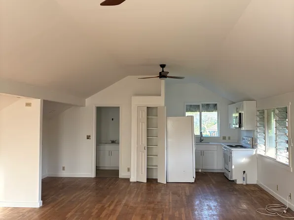 (undisclosed Address), Waialua, HI 96791