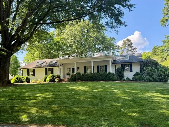 745 N Pine Valley Rd, Winston Salem, NC 27106