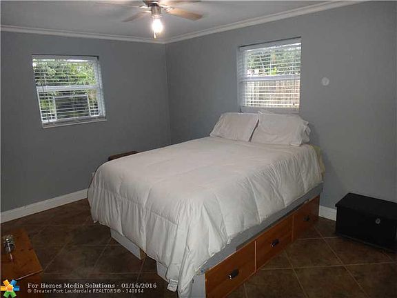 5th image of 211 NE 59th Ct