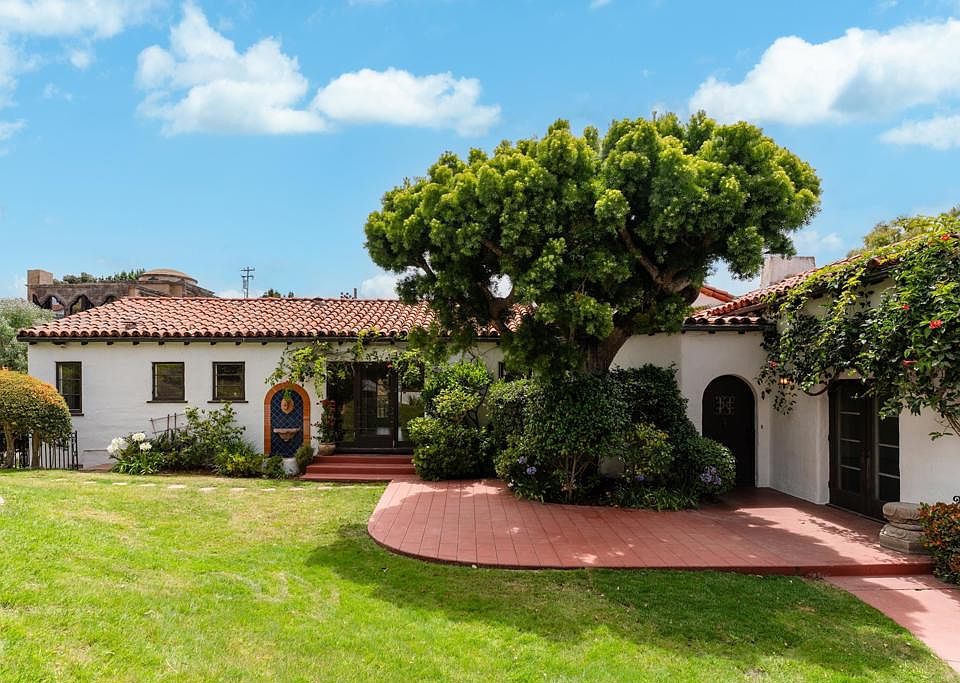 1st image of 1406 La Jolla Knl