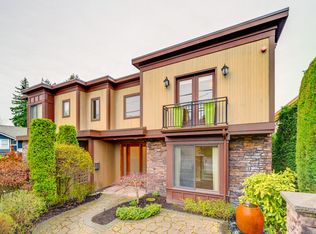 735 State St S UNIT 1, Kirkland, WA 98033