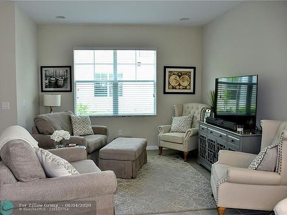 3rd image of 14388 Emerald Place Way #22