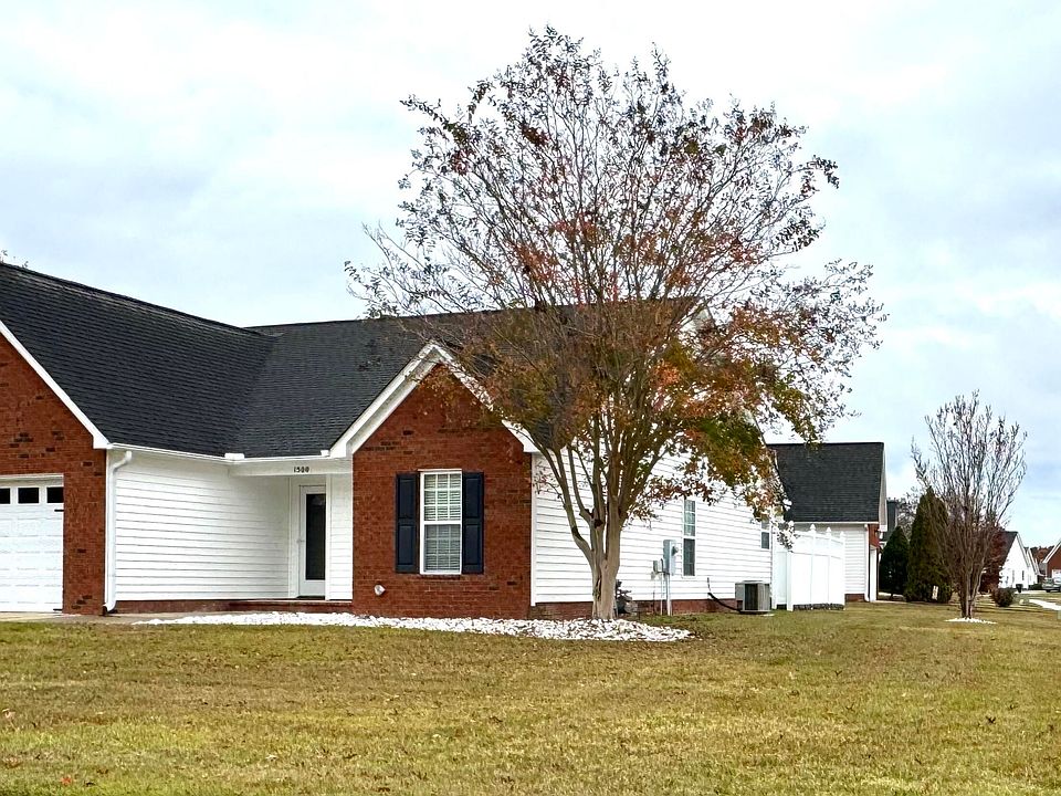 2nd image of 1500 Wheaton Court