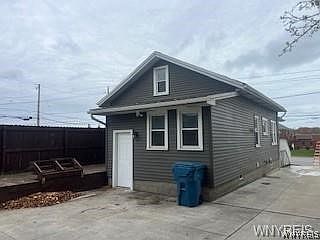 5th image of 3161 Abbott Rd