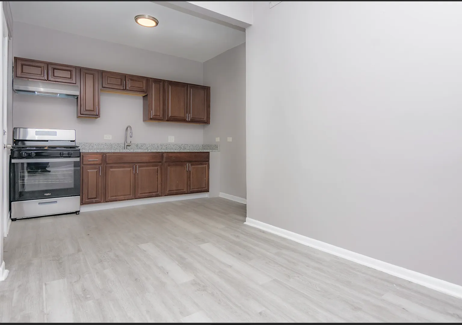 4200 W Washington Blvd — Photo 3