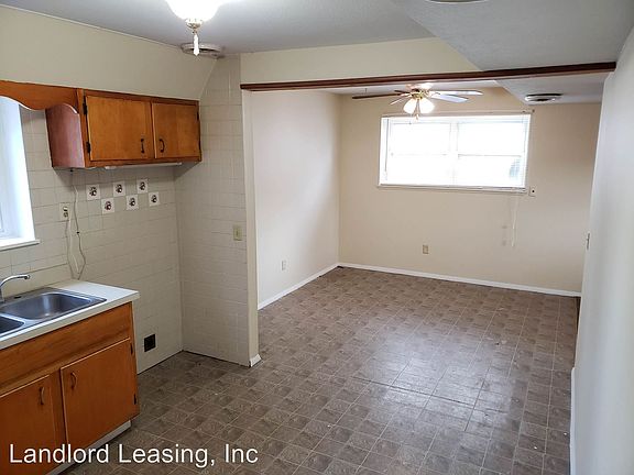5th image of 2135 E 40th St