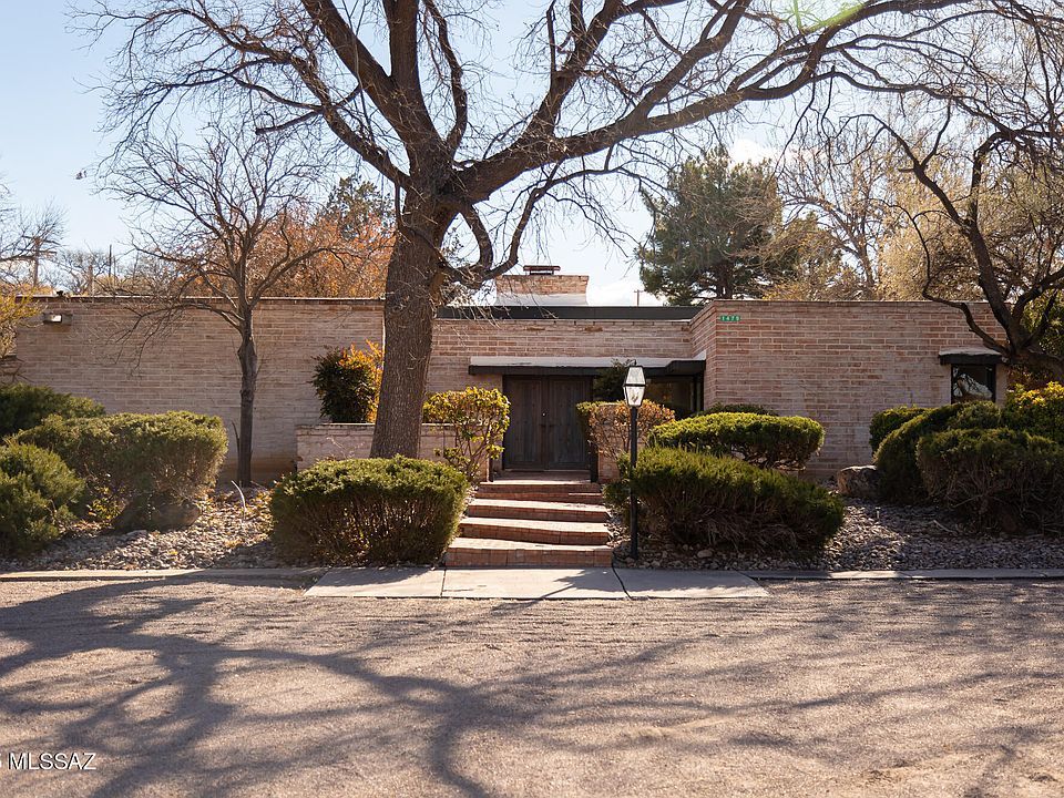 2nd image of 1479 W Baffert Pl