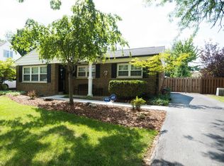 879 Stephen Dr W, Columbus, OH
