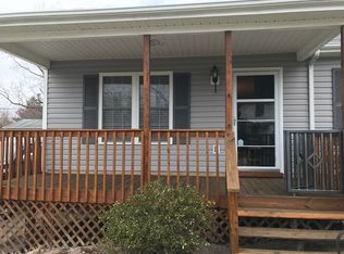 812 Peck St NW, Roanoke, VA 24017