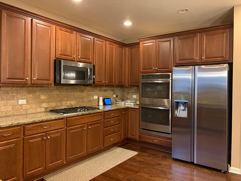 12645 Fisher St — Photo 3