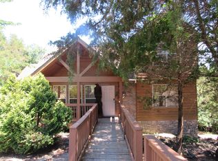 320 Baldknobber Dr, Branson West, MO 65737