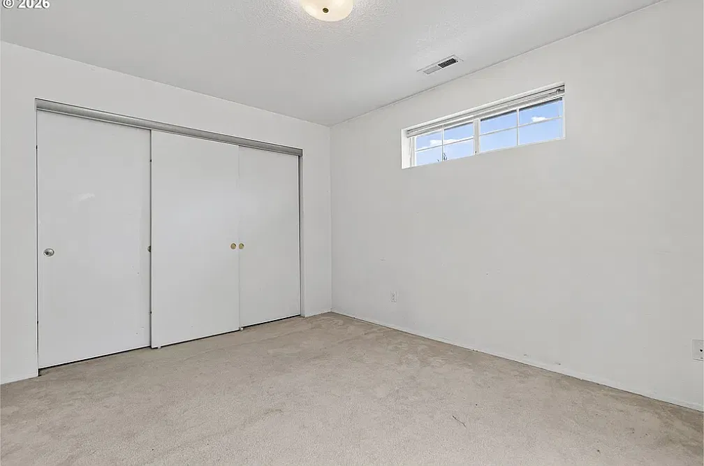 3 bed, 2.5 bath, 1487 sqft, $2,000 — Photo 1