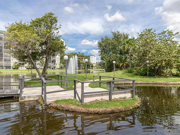 3rd image of 2314 S Cypress Bend Dr APT 714