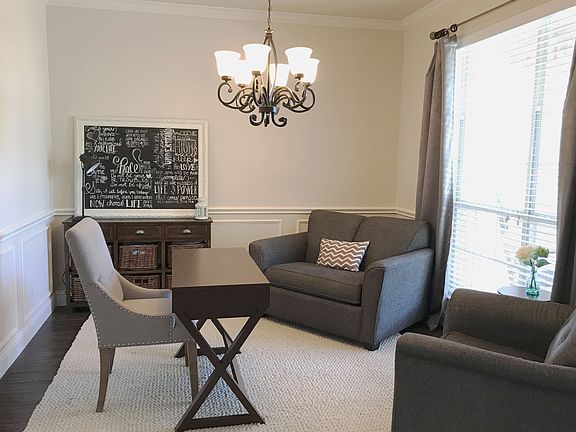 4th image of 7913 Marquett Dr