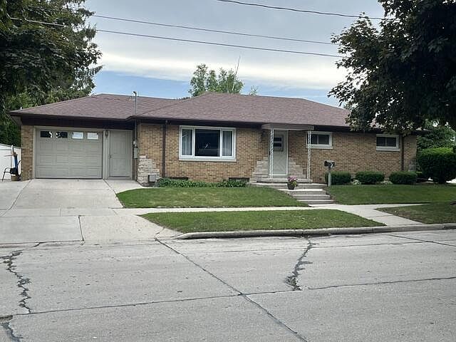 1st image of 2504 S 8th STREET