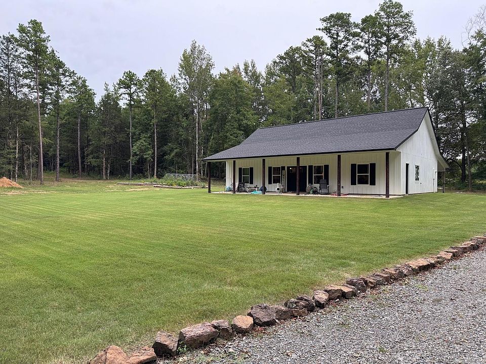 1st image of 20 Cold Springs Trl