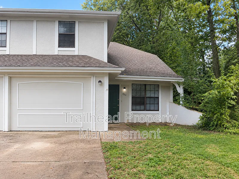 820 Dains Ct