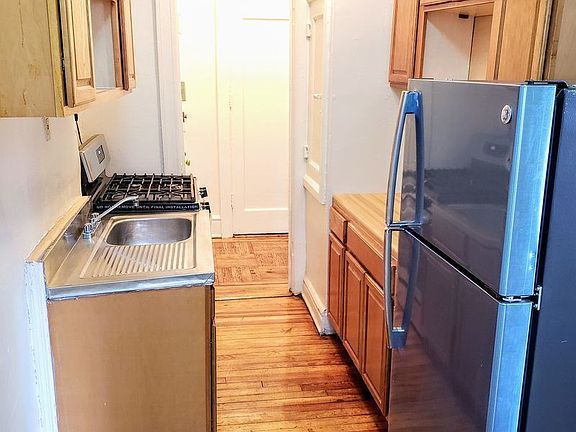4th image of 277 Eastern Pkwy APT 4l
