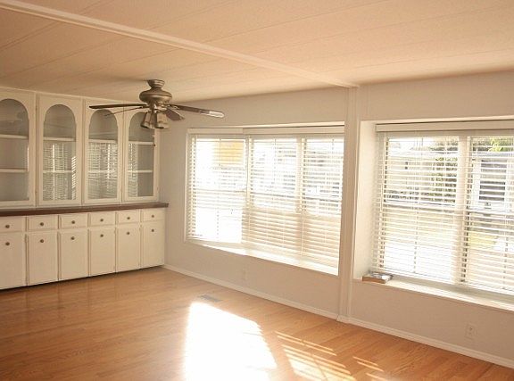 5th image of 435 16th Ave SE Lot 619
