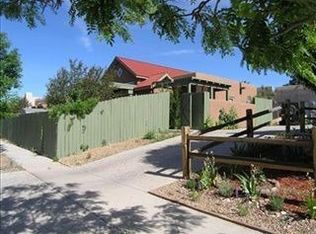 4243 Vuelta Colorada, Santa Fe, NM 87507