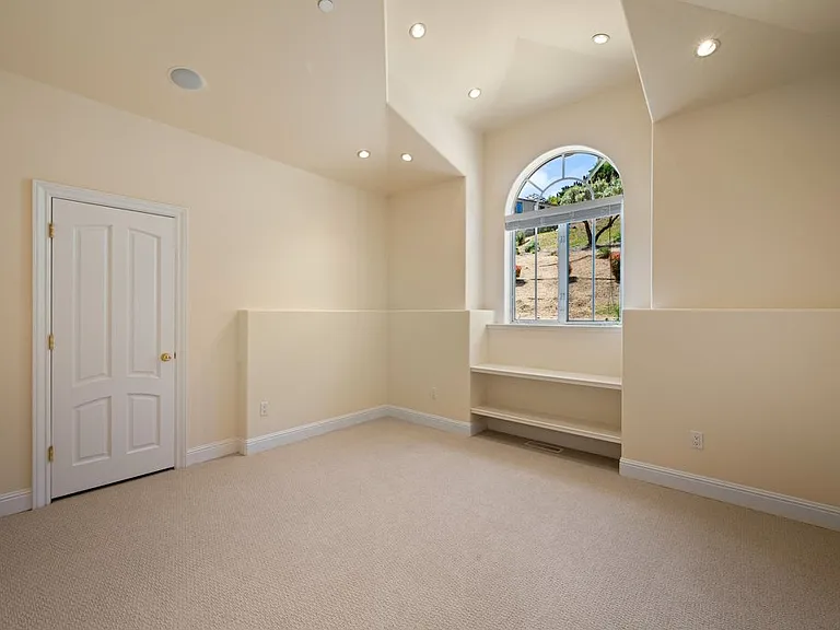 10 Warrens Way — Photo 25