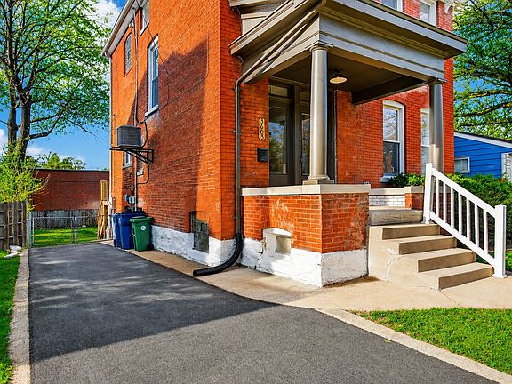 2nd image of 3605 Cambridge Ave
