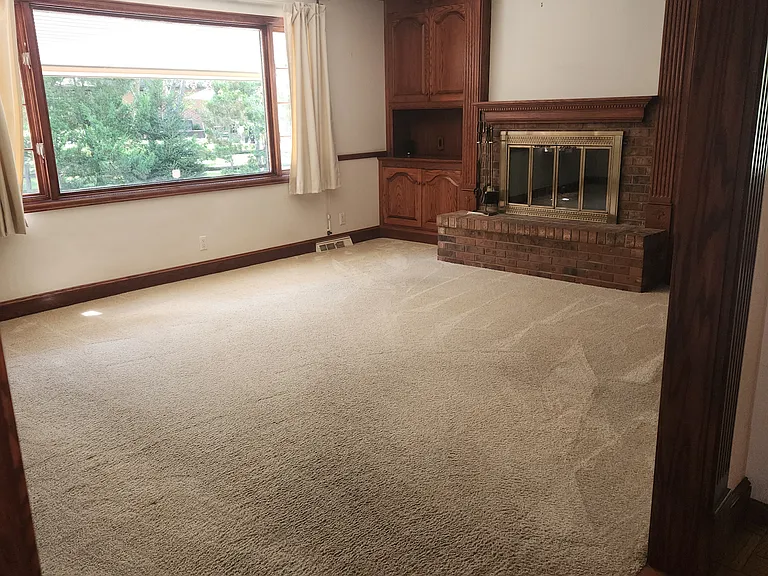 2639 E Dauber Dr — Photo 7