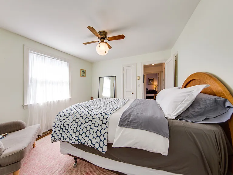 Gregory Dr — Photo 17