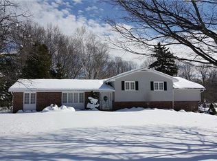 4502 Limestone Dr, Manlius, NY 13104